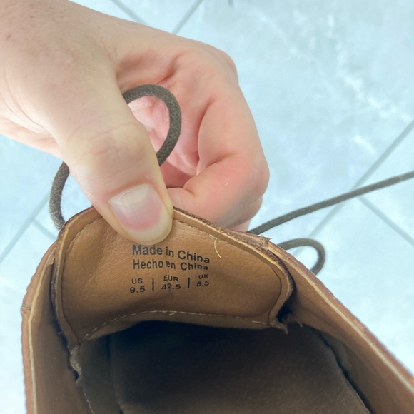 Rarely worn - Picture 9 of 11